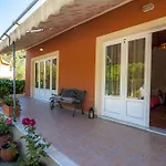 Pieros Lisipios Παλαιοκαστρίτσα