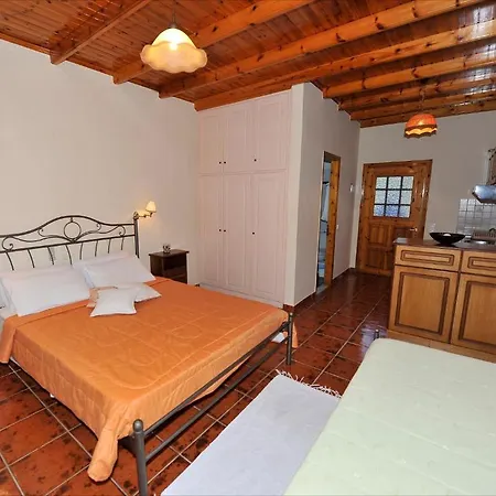 Pieros Lisipios * 팔레오카스트리차