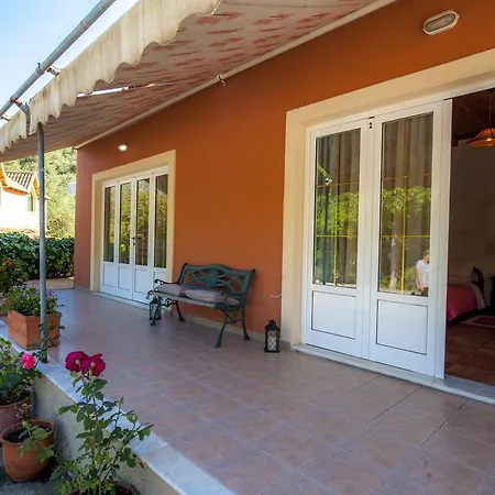 Pieros Lisipios Paleokastritsa