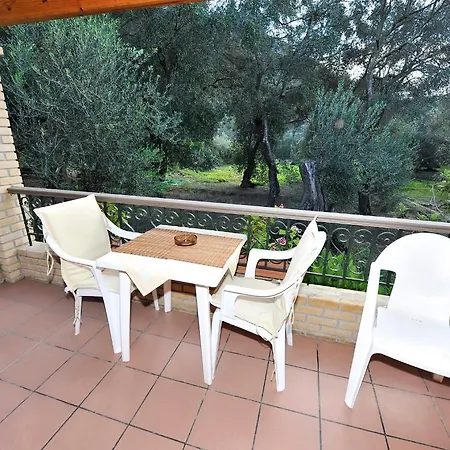 Pieros Lisipios Paleokastritsa