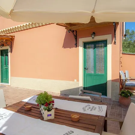 Apartmán Pieros Lisipios